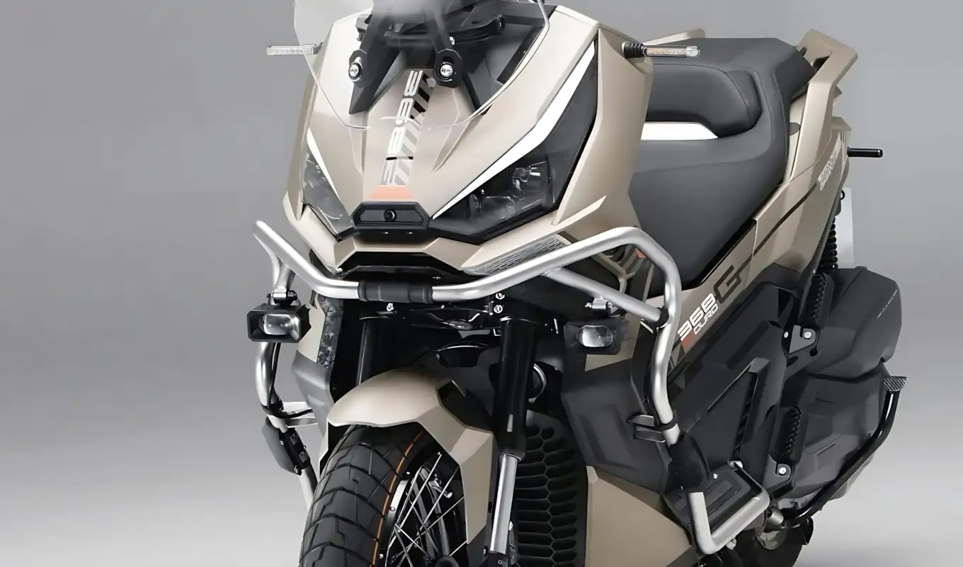 Zontes 368G estreia no Brasil com câmeras integradas, ABS e 39 cv por R$ 45.800